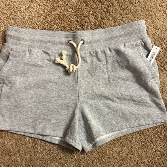 Goodthreads Gray Athletic Shorts with Elastic Waistband - Picture 1 of 2